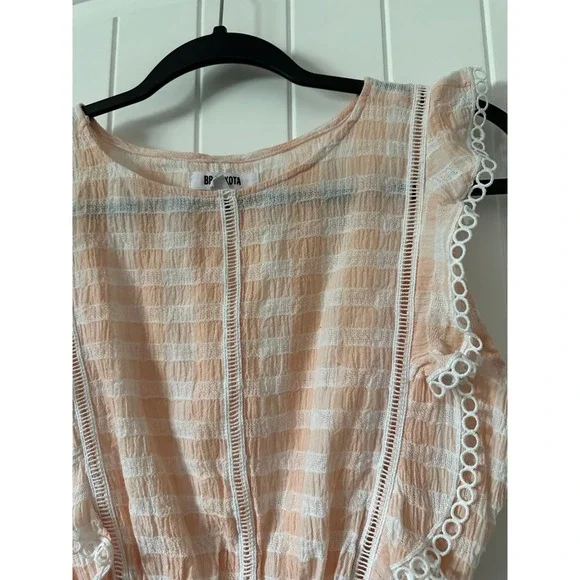 BB‎ Dakota Lisanne Pink Gingham Lace Top Size Small - Picture 2 of 9